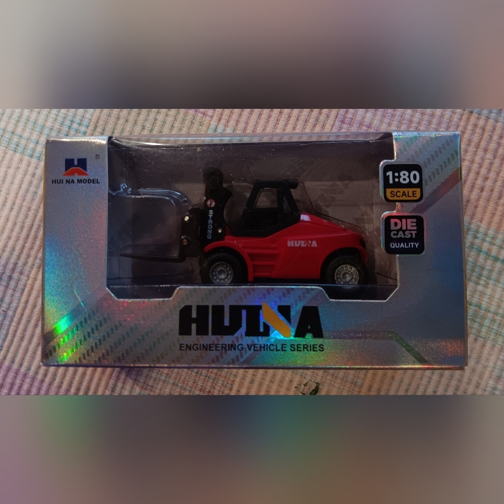 Toy Fork Lift 1/80 Scale